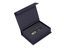 USB 3.0-флешка на 64 Гб со сканером отпечатков пальцев в подарочной упаковке
