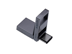 USB 3.0-флешка на 64 Гб с разъемами USB-A и Type-C